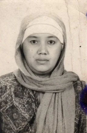 Foto arsip keluarga: Ibu Sri Supriatin